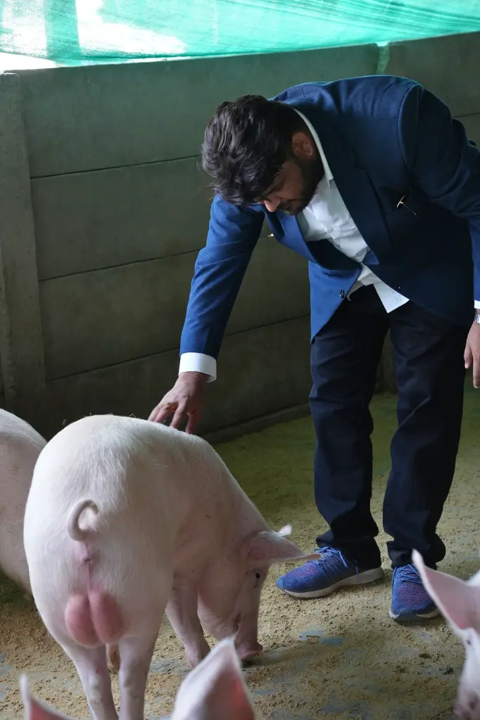 Swastik Pig Farm Magazine .pdf-image-027.webp